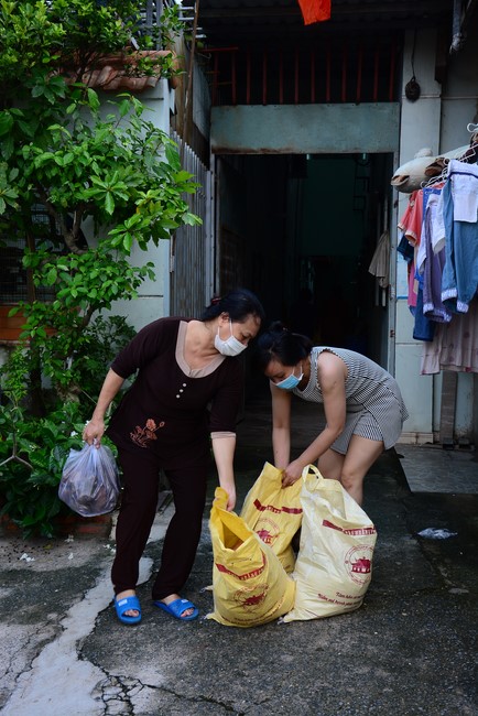 Continuing to support people in need in the Covid-19 pandemic of Hoang Phap Pagoda (series 2)